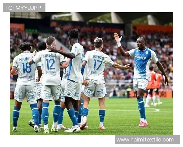 法甲第16轮朗斯主场迎战尼斯,主场统治力强,尼斯客场崩盘,争夺欧冠资格与保级压力激烈。 法甲第16轮朗斯主场迎战尼斯,主场统治力强,尼斯客场崩盘,争夺欧冠资格与保级压力激烈。